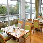 Riverside Hotel 3*