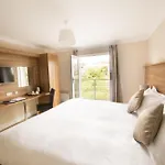 Riverside Hotel 3*