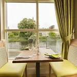 Riverside Hotel 3*