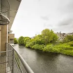 Hotel Riverside