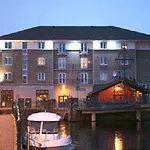 Hotel Riverside 3*