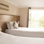 Riverside Hotel 3*