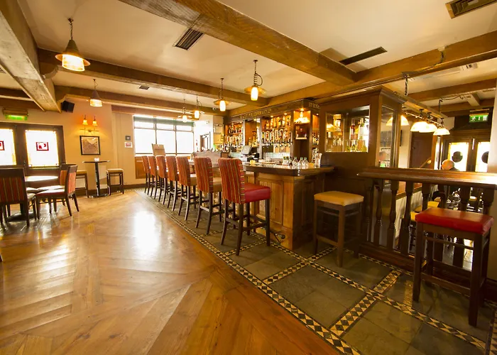 Отель Riverside 3*