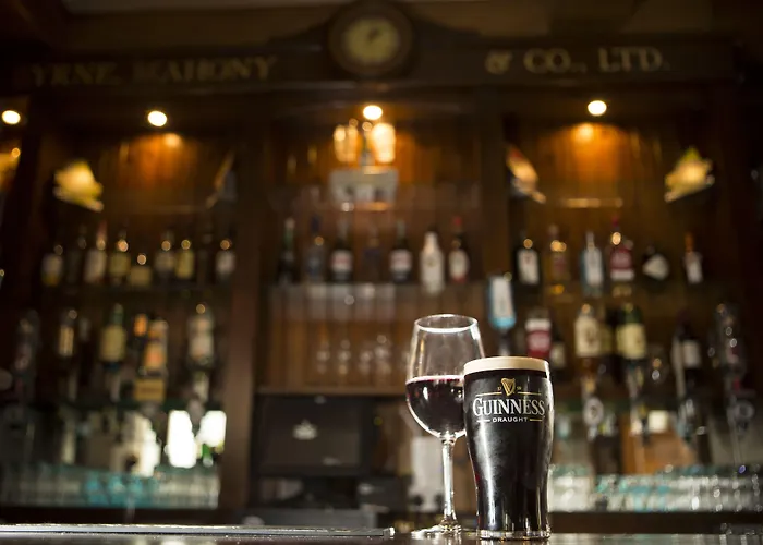 Riverside Отель 3*