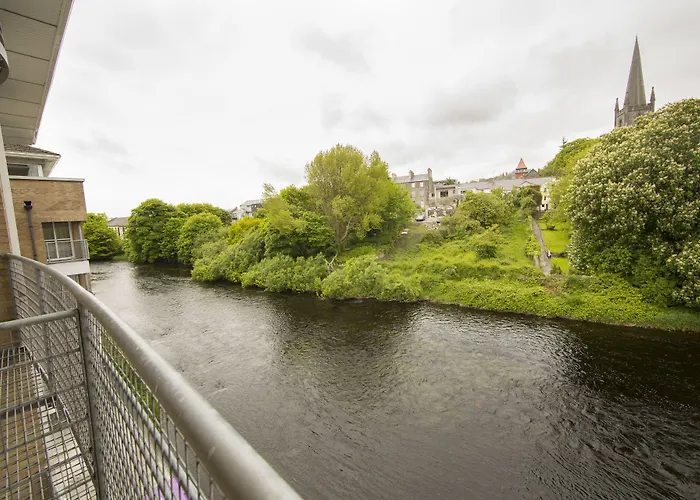 河畔酒店 斯莱戈